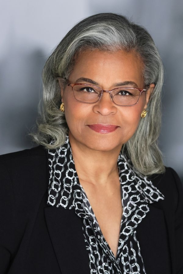 Sheila Maddox headshot 6